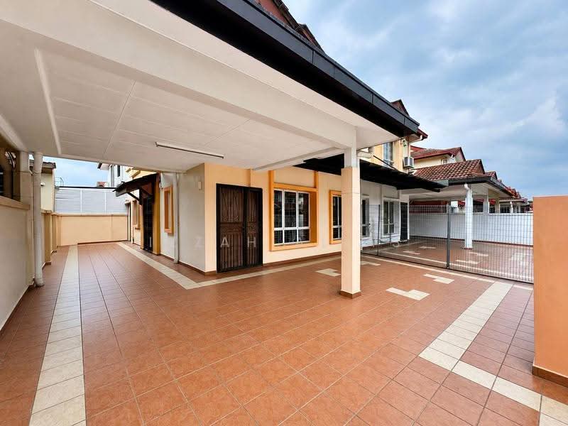Rumah Kluster untuk Dijual di Setia Impian (Setia Alam) - Izzah Alias - Exterior - PropertyGuru.com.my