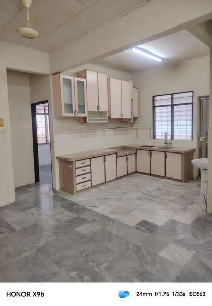 Semi-Detached House for Sale in Taman Bukit Minyak (Bukit Minyak) - Yilin . - Kitchen - PropertyGuru.com.my