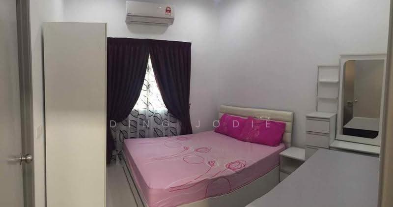 2-storey Terraced House for Sale in Seremban 2 (Negeri Sembilan) - Ding Jodie - Bedroom - PropertyGuru.com.my