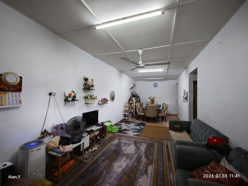 1-storey Terraced House for Sale in Jerantut (Pahang) - Fazielawatie Ishak - Living Room - PropertyGuru.com.my