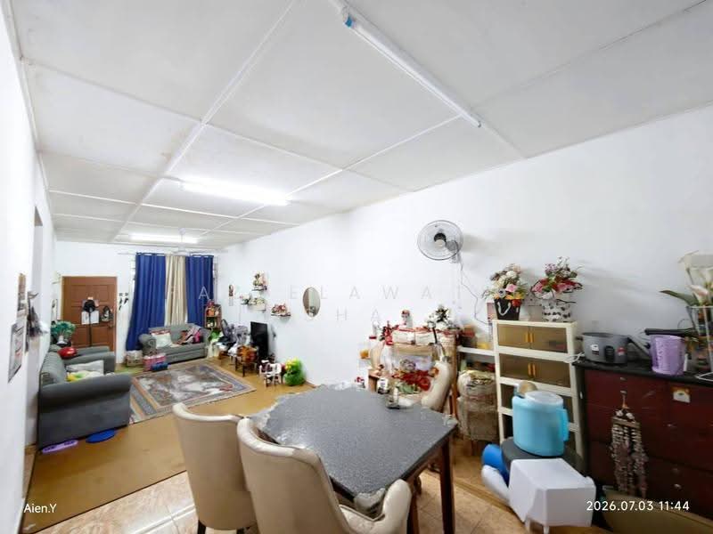 1-storey Terraced House for Sale in Jerantut (Pahang) - Fazielawatie Ishak - Living Room - PropertyGuru.com.my