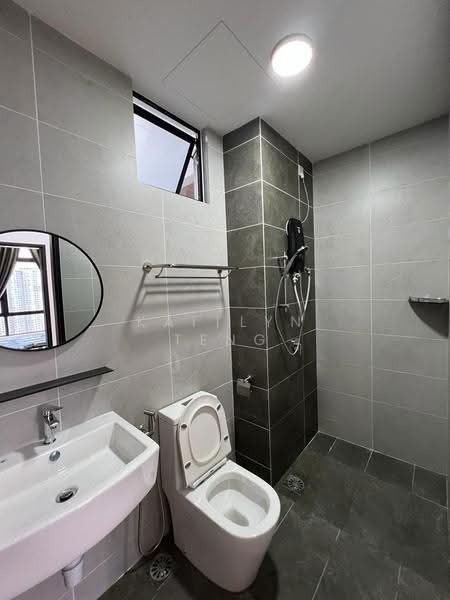 Kediaman Servis untuk Disewa di Twin Tower Residence - Kaitlyn Teng - Bathroom - PropertyGuru.com.my