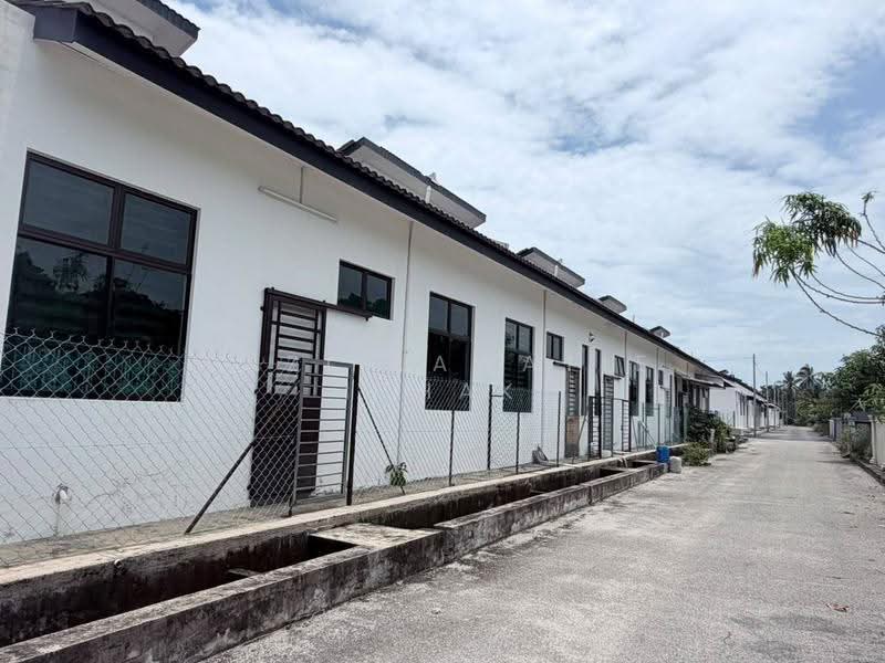1-storey Terraced House for Sale in Sungai Karang (Pahang) - Fazielawatie Ishak - PropertyGuru.com.my