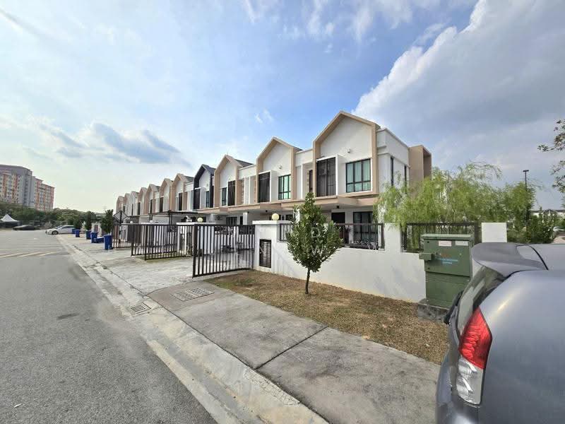 Rumah Teres 2-Tingkat untuk Dijual di Alam Impian (Shah Alam) - Muhd Khairulnawawi Kamaruddin - PropertyGuru.com.my