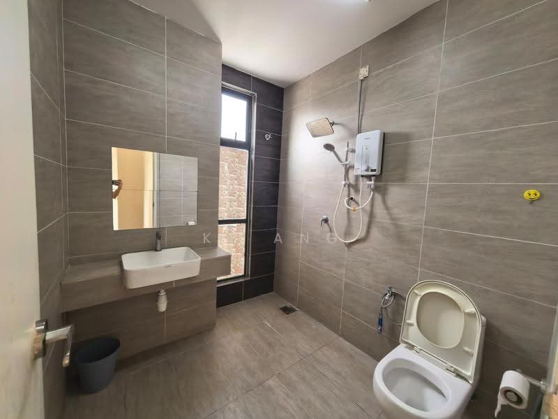 Terraced House for Rent in Dengkil (Selangor) - KY Ang - Bathroom - PropertyGuru.com.my