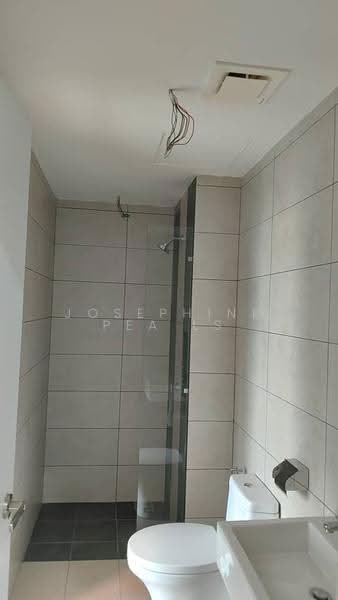 Kediaman Servis untuk Dijual di Plaza @ Kelana Jaya - Josephine Pea LS - Bathroom - PropertyGuru.com.my
