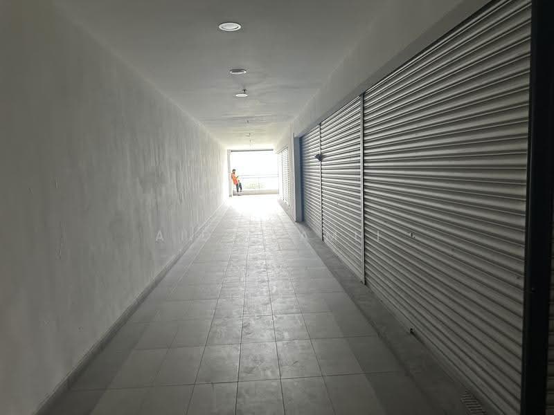 Kedai / Pejabat untuk Disewa di Bukit Jelutong (Shah Alam) - Aida Ramli - Corridor - PropertyGuru.com.my