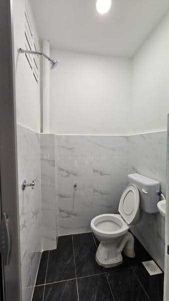 2-storey Terraced House for Sale in Taman Air Biru (Pasir Gudang) - Melinda Ee - Bathroom - PropertyGuru.com.my