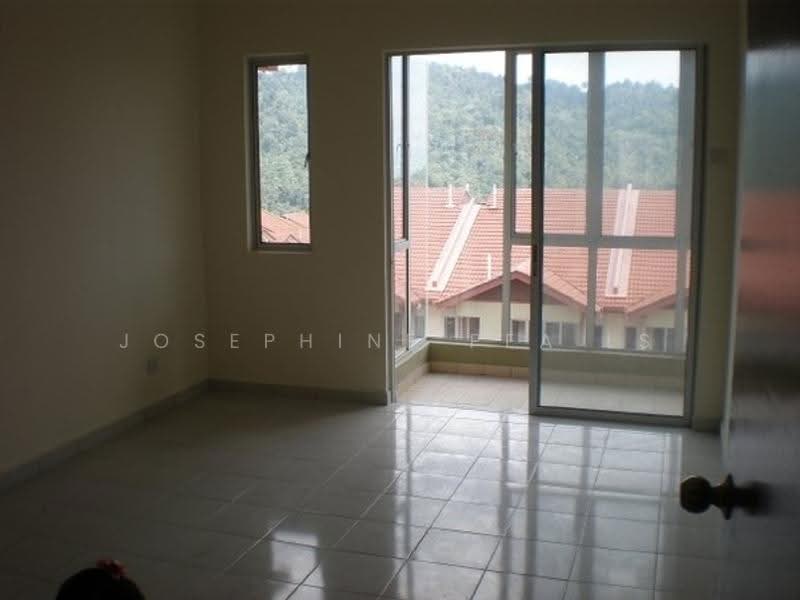 Rumah Bandar untuk Dijual di Batu Caves (Selangor) - Josephine Pea LS - PropertyGuru.com.my