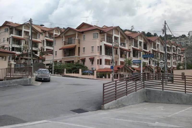 Rumah Bandar untuk Dijual di Batu Caves (Selangor) - Josephine Pea LS - PropertyGuru.com.my