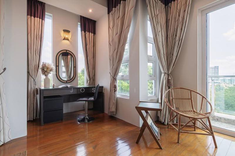 Rumah Banglo untuk Dijual di Taman Paramount (Petaling Jaya) - Josephine Pea LS - Study - PropertyGuru.com.my