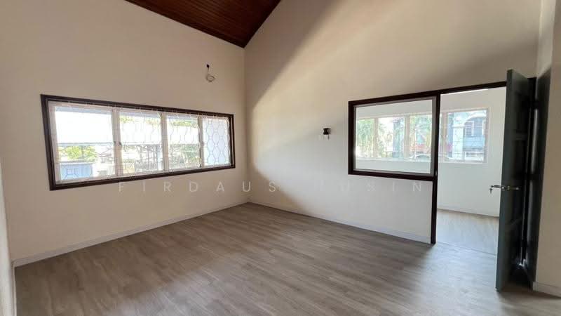 Rumah Banglo untuk Dijual di Taman Ampang Utama (Ampang) - Firdaus Husin - PropertyGuru.com.my