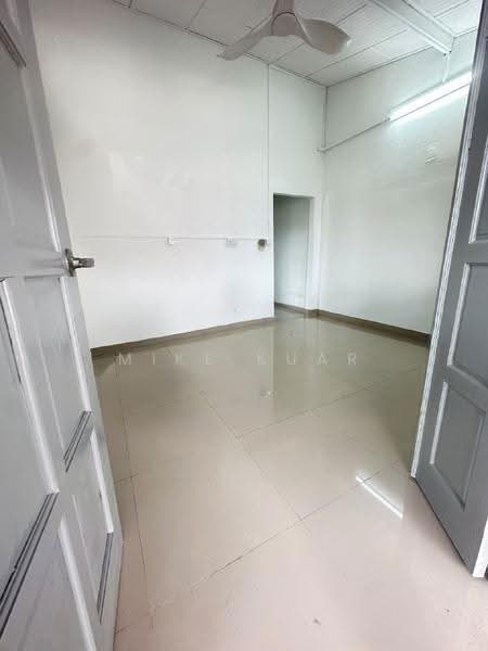 1-storey Terraced House for Rent in Taman Kerapu (Butterworth) - Mike Kuar - Interior - PropertyGuru.com.my