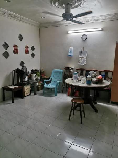 2-storey Terraced House for Sale in Taman Bukit Minyak (Bukit Minyak) - Yilin . - Living Room - PropertyGuru.com.my