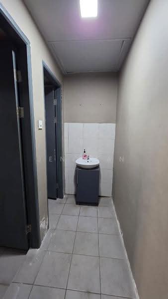 Shop for Rent in Kuching (Sarawak) - Jeno Tan - Interior - PropertyGuru.com.my
