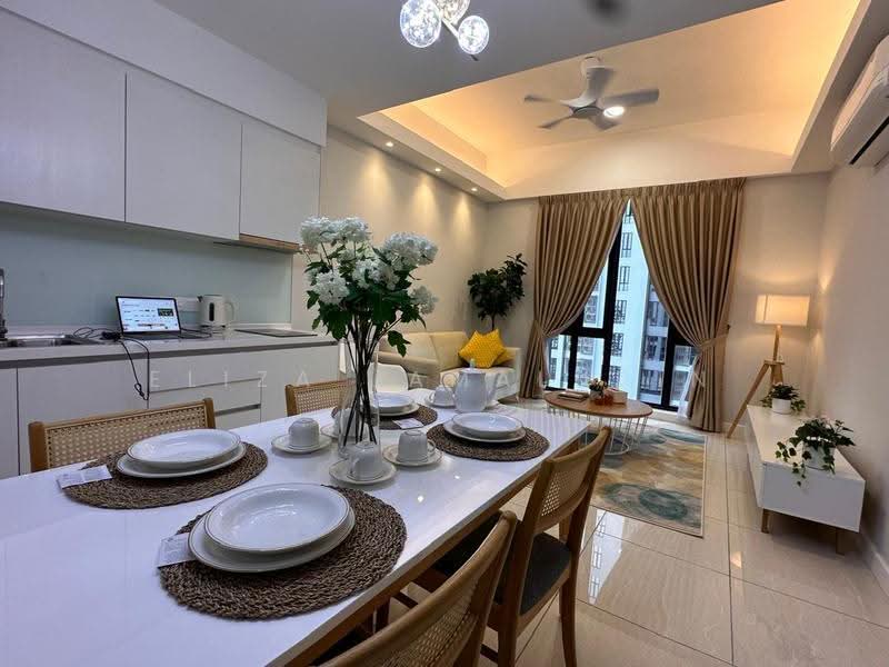 Kediaman Servis untuk Disewa di The Sentral Suites - Eliza Jamaludin - Dinning Room - PropertyGuru.com.my