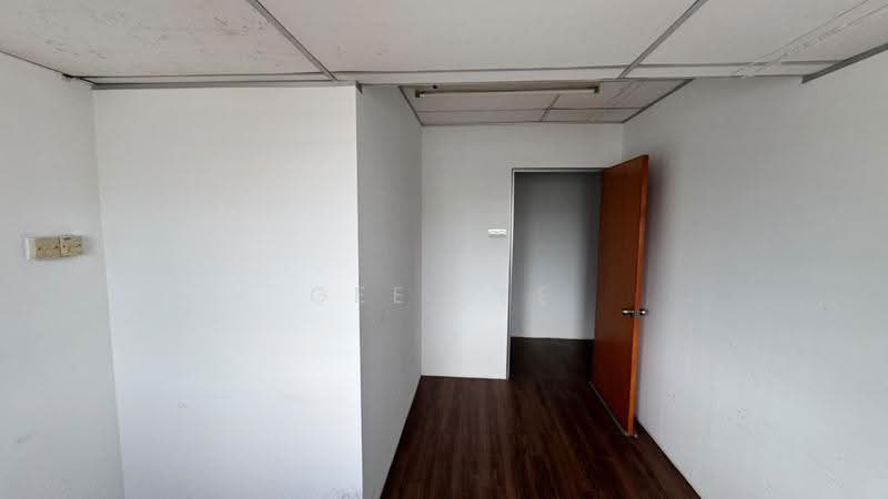 Factory for Rent in Taman Industri Bolton (Batu Caves) - GEE Lee - Interior - PropertyGuru.com.my
