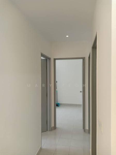 Kondominium untuk Dijual di Danau Impian - Mary Yeoh - Corridor - PropertyGuru.com.my