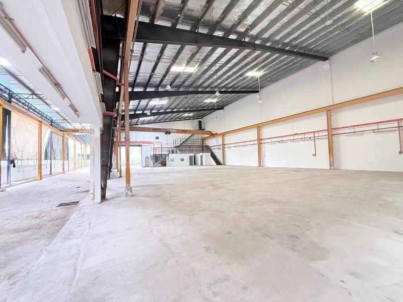 Semi-D Factory for Rent in Taman Desa Cemerlang (Ulu Tiram) - Carson . - Interior - PropertyGuru.com.my