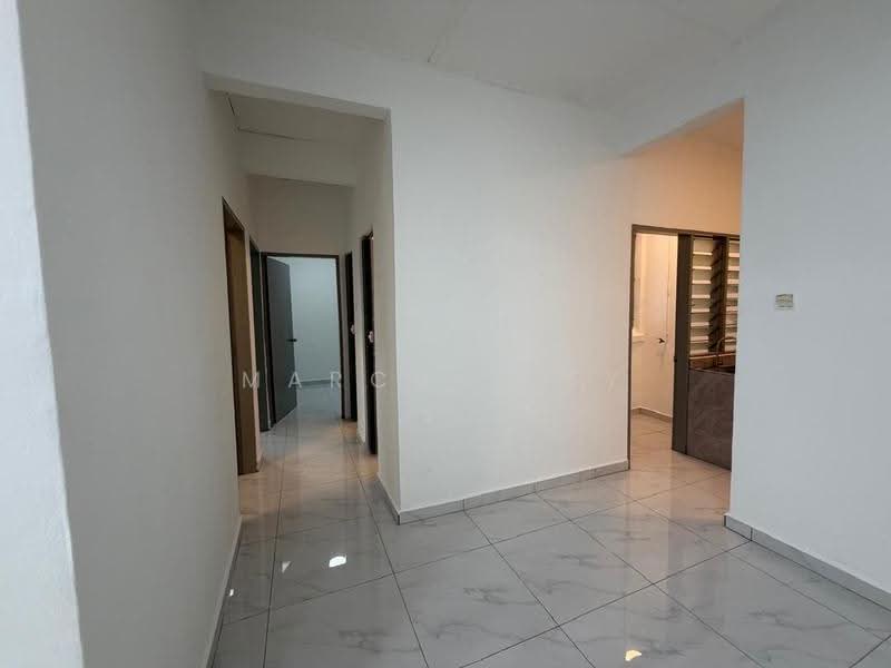 Rumah Flat untuk Dijual di Taman Melawati - Marcus Tey - Corridor - PropertyGuru.com.my
