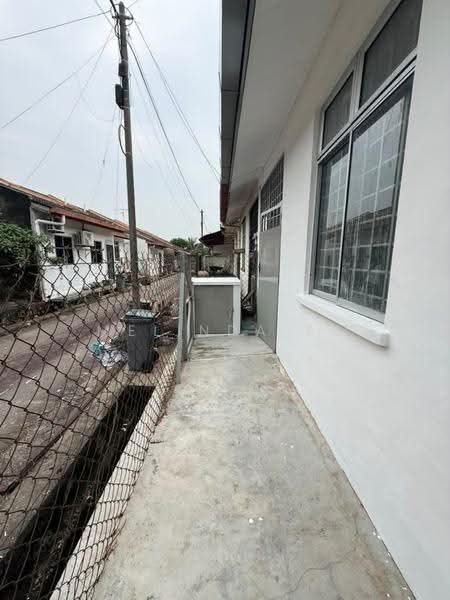 1-storey Terraced House for Sale in Taman Pasir Putih (Pasir Gudang) - Melinda Ee - Exterior - PropertyGuru.com.my