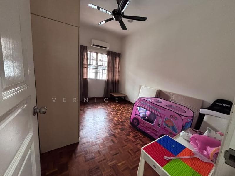 Rumah Teres 2-Tingkat untuk Dijual di Taman Perling (Perling) - Vernice Wong - Bedroom - PropertyGuru.com.my