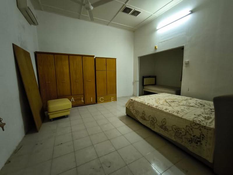 Rumah Banglo untuk Dijual di Pulau Tikus (Penang) - Alice Ooi - Bedroom - PropertyGuru.com.my