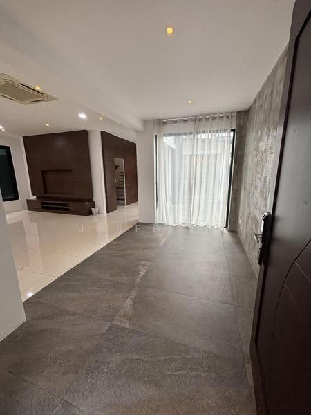 Semi-Detached House for Sale in Kuching (Sarawak) - Jared Yii - Living Room - PropertyGuru.com.my