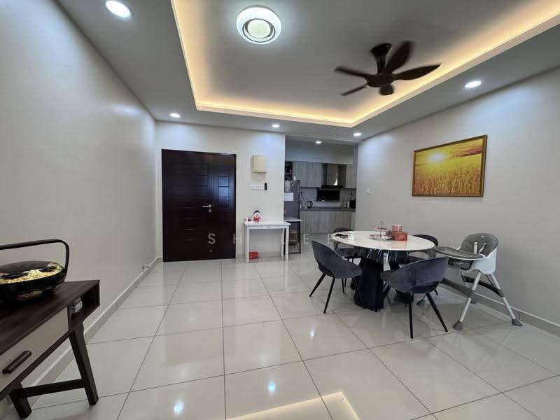 Condominium for Sale at Orange 3 (Oren 3) - SH Lee - Living Room - PropertyGuru.com.my