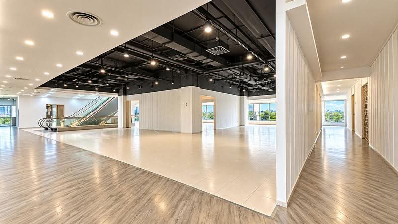 Shop for Rent in KLCC (KL City Centre) - Jess Seah - Interior - PropertyGuru.com.my