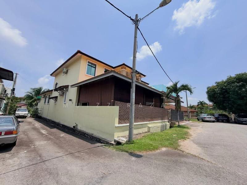 Bungalow House for Sale in Taman Desa Cheng Perdana (Cheng) - Muizz Razak - PropertyGuru.com.my