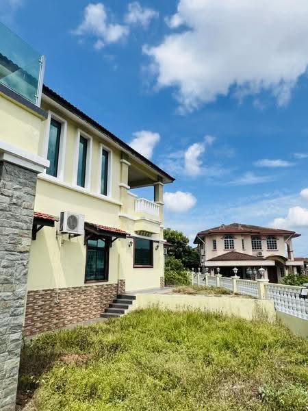 Bungalow House for Sale in Taman Desa Cheng Perdana (Cheng) - Muizz Razak - PropertyGuru.com.my