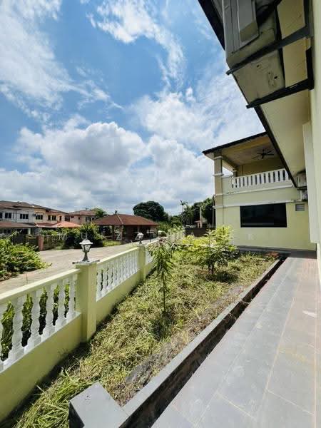 Bungalow House for Sale in Taman Desa Cheng Perdana (Cheng) - Muizz Razak - PropertyGuru.com.my