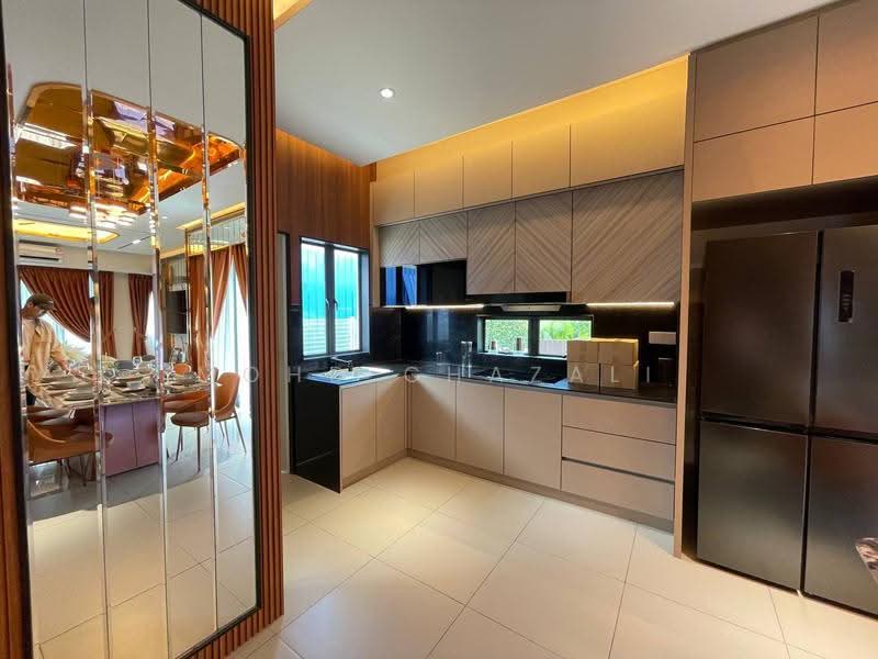 Rumah Teres 2-Tingkat untuk Dijual di Bukit Beruntung (Serendah) - Mohd Ghazali - Kitchen - PropertyGuru.com.my