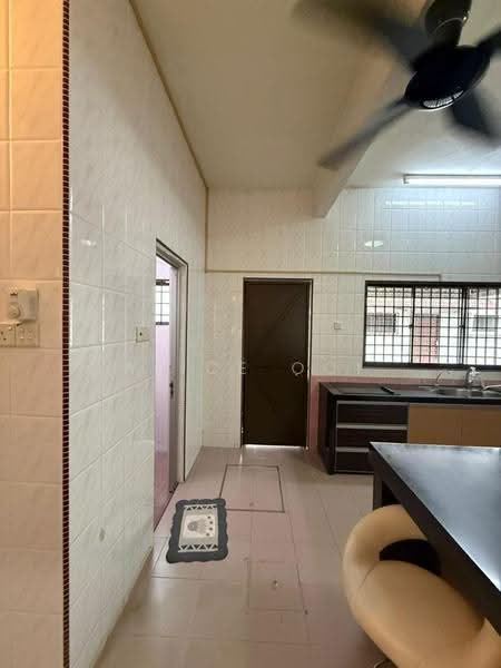 2-storey Terraced House for Sale in Gelugor (Penang) - Alice Ooi - Kitchen - PropertyGuru.com.my