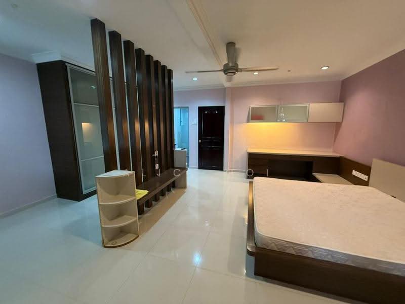 2-storey Terraced House for Sale in Gelugor (Penang) - Alice Ooi - Bedroom - PropertyGuru.com.my
