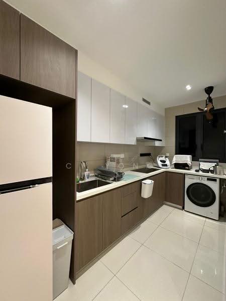 Kediaman Servis untuk Disewa di Sunway Velocity TWO - CY Yong - Kitchen - PropertyGuru.com.my