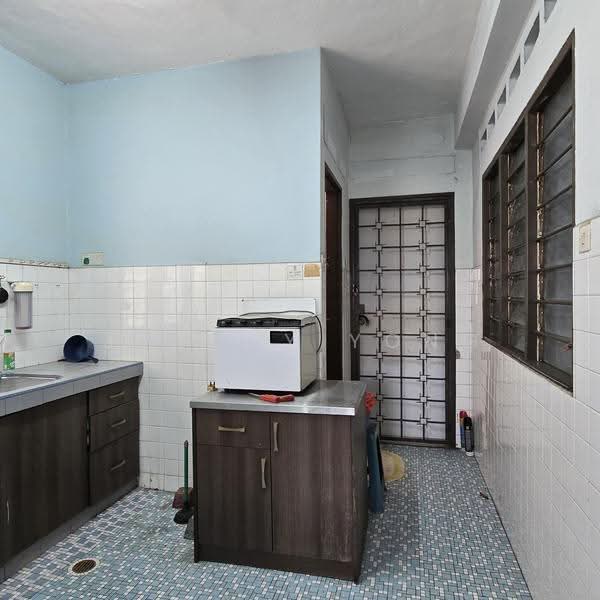 Bungalow House for Sale in Taman Cheras (Cheras) - Jeremy Yong - Kitchen - PropertyGuru.com.my