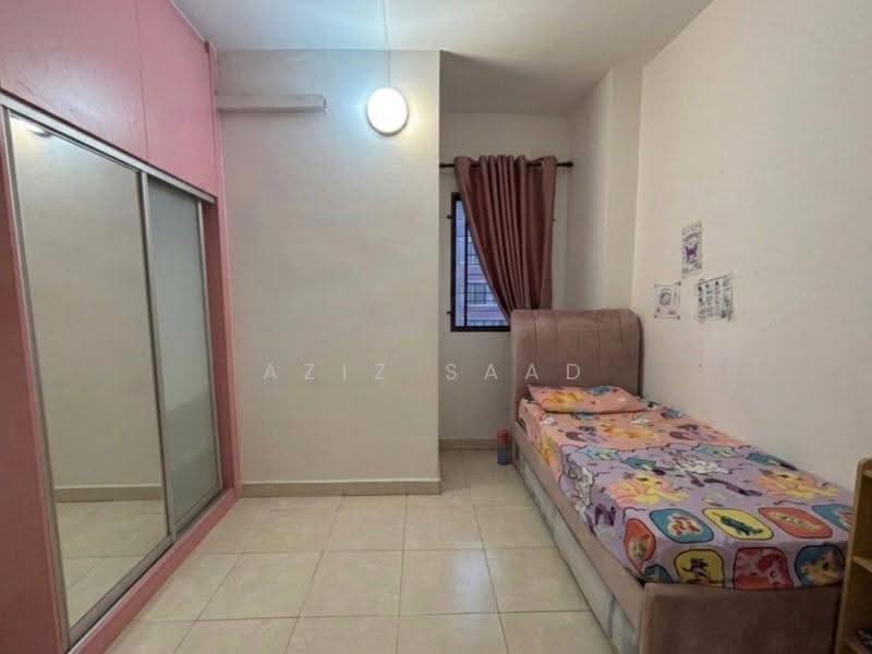 Kondominium untuk Disewa di Casa Indah 1 - Aziz Saad - Bedroom - PropertyGuru.com.my