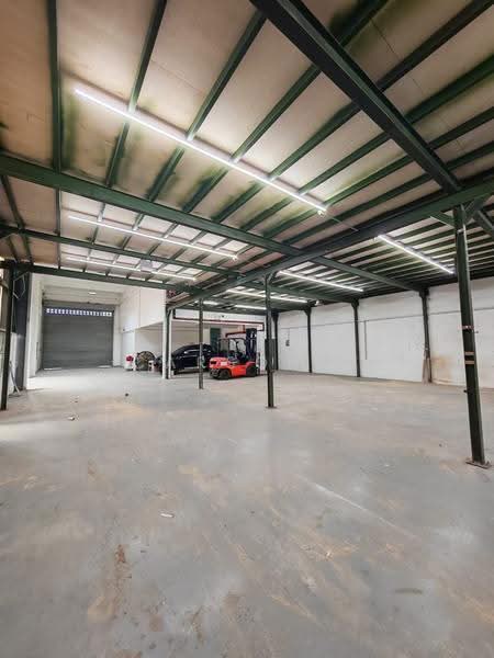 Semi-D Factory for Rent in Taman Desa Cemerlang (Ulu Tiram) - Carson . - Interior - PropertyGuru.com.my