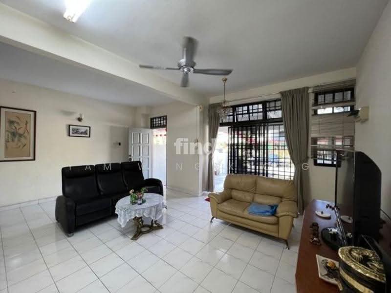 Rumah Teres 2-Tingkat untuk Disewa di Bayan Lepas (Penang) - Yam Weng Keong - Living Room - PropertyGuru.com.my
