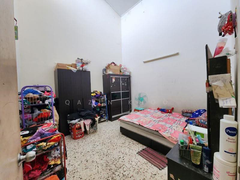 Rumah Teres 1-Tingkat untuk Dijual di Taman Tasek (Ipoh) - Qazin Khoo - Bedroom - PropertyGuru.com.my