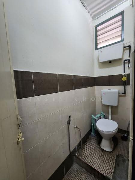 Rumah Teres 1-Tingkat untuk Dijual di Taman Tasek (Ipoh) - Qazin Khoo - Bathroom - PropertyGuru.com.my