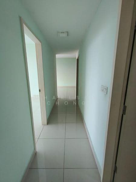 Kondominium untuk Dijual di The Z Residence - Charlson Chong - Corridor - PropertyGuru.com.my