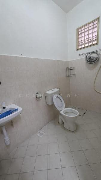 2-storey Terraced House for Sale in Taman Pulai Utama (Skudai) - Sean Yeoh - Bathroom - PropertyGuru.com.my