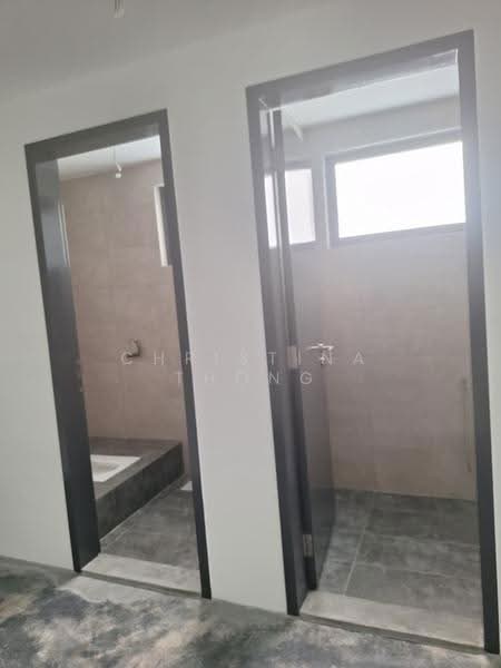 Kedai / Pejabat untuk Disewa di BANDAR PUCHONG JAYA (Puchong) - Christina Thong - Bathroom - PropertyGuru.com.my