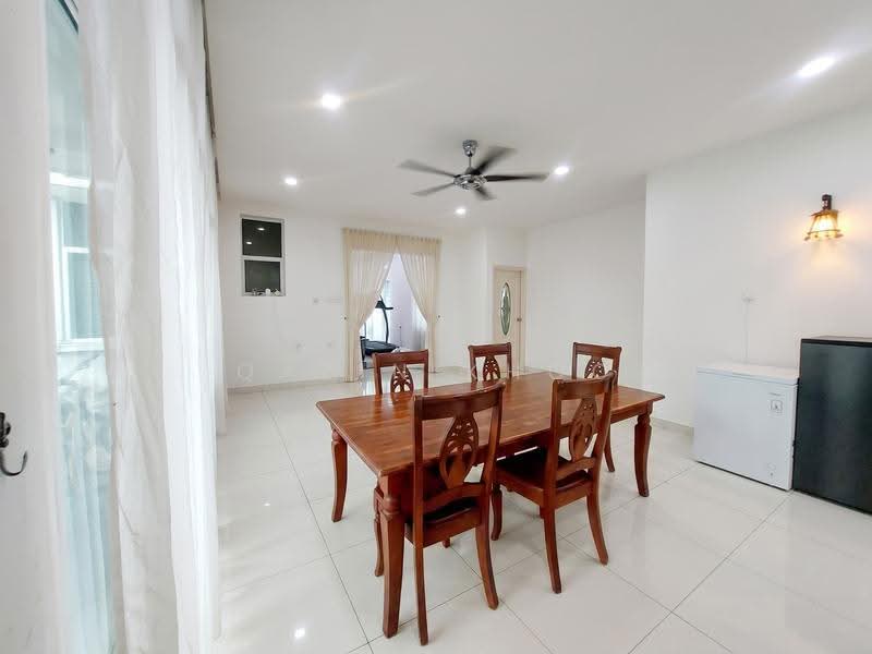 Rumah Berkembar untuk Dijual di Taman Meru (Ipoh) - Qazin Khoo - Dining Room - PropertyGuru.com.my