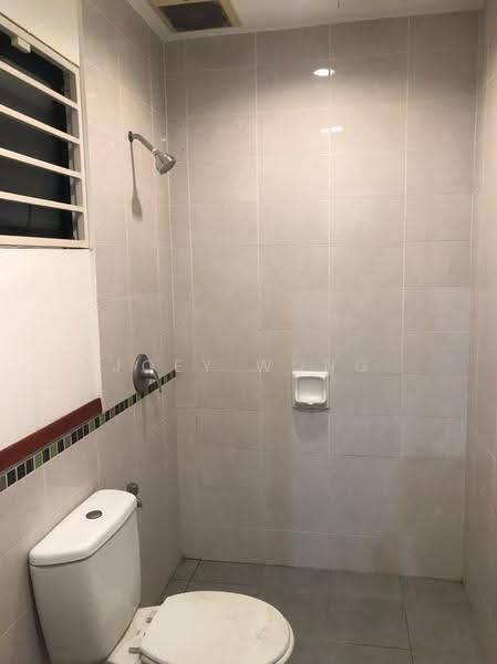 Rumah Bandar untuk Dijual di Bandar Bukit Puchong 2 (Puchong) - Joey Wong - Bathroom - PropertyGuru.com.my