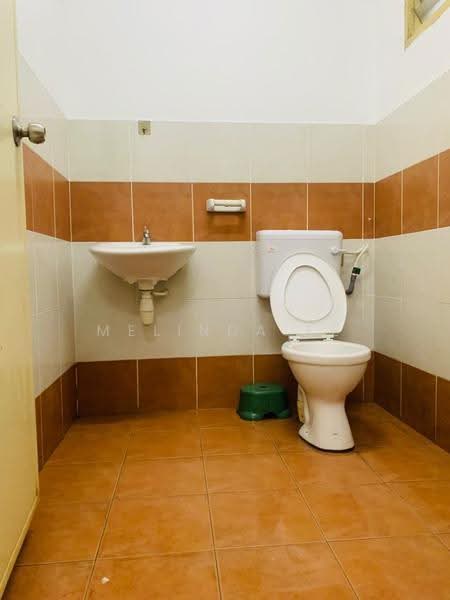 Rumah Teres 2-Tingkat untuk Dijual di Bandar Pulai Jaya (Skudai) - Melinda Ee - Bathroom - PropertyGuru.com.my
