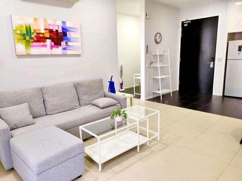 Kediaman Servis untuk Disewa di Arcoris SOHO - Edward Yap - Living Room - PropertyGuru.com.my